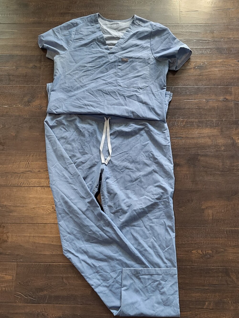 FIGS Technical Collection Scrub Set Mens XL Light Blue Heather V-Neck Top Pants